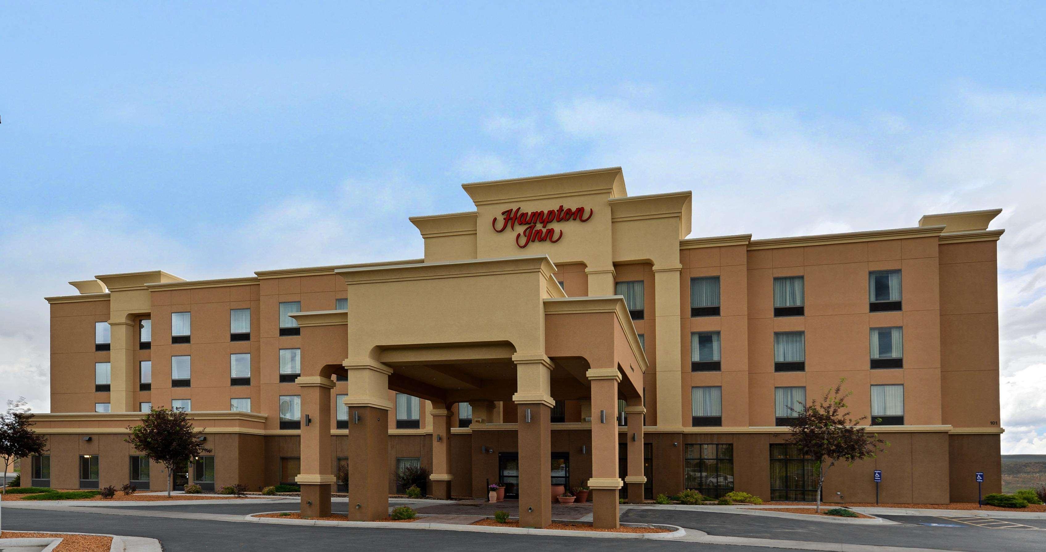 Hampton Inn Evanston Bagian luar foto