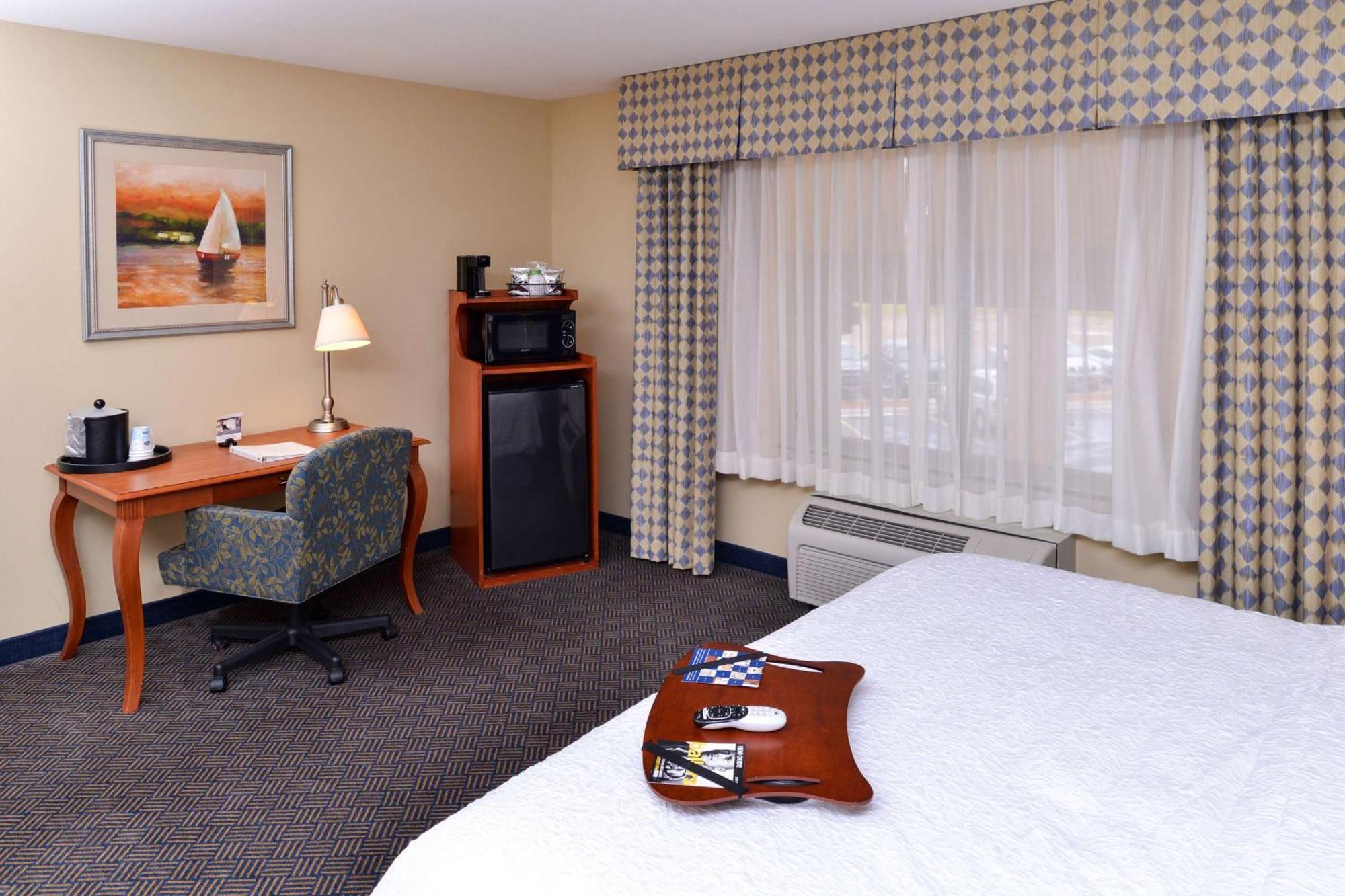 Hampton Inn Evanston Bagian luar foto