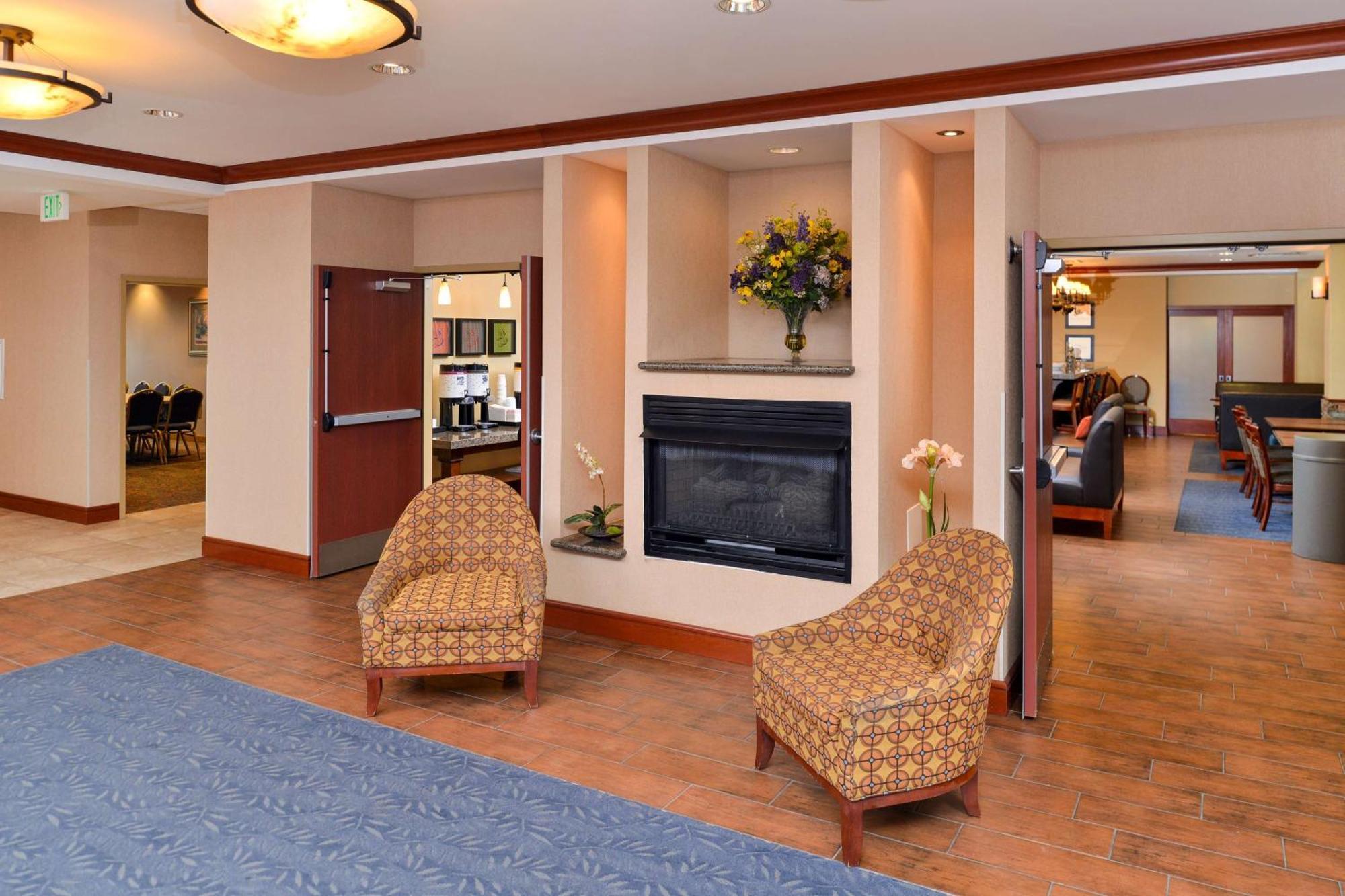 Hampton Inn Evanston Bagian luar foto