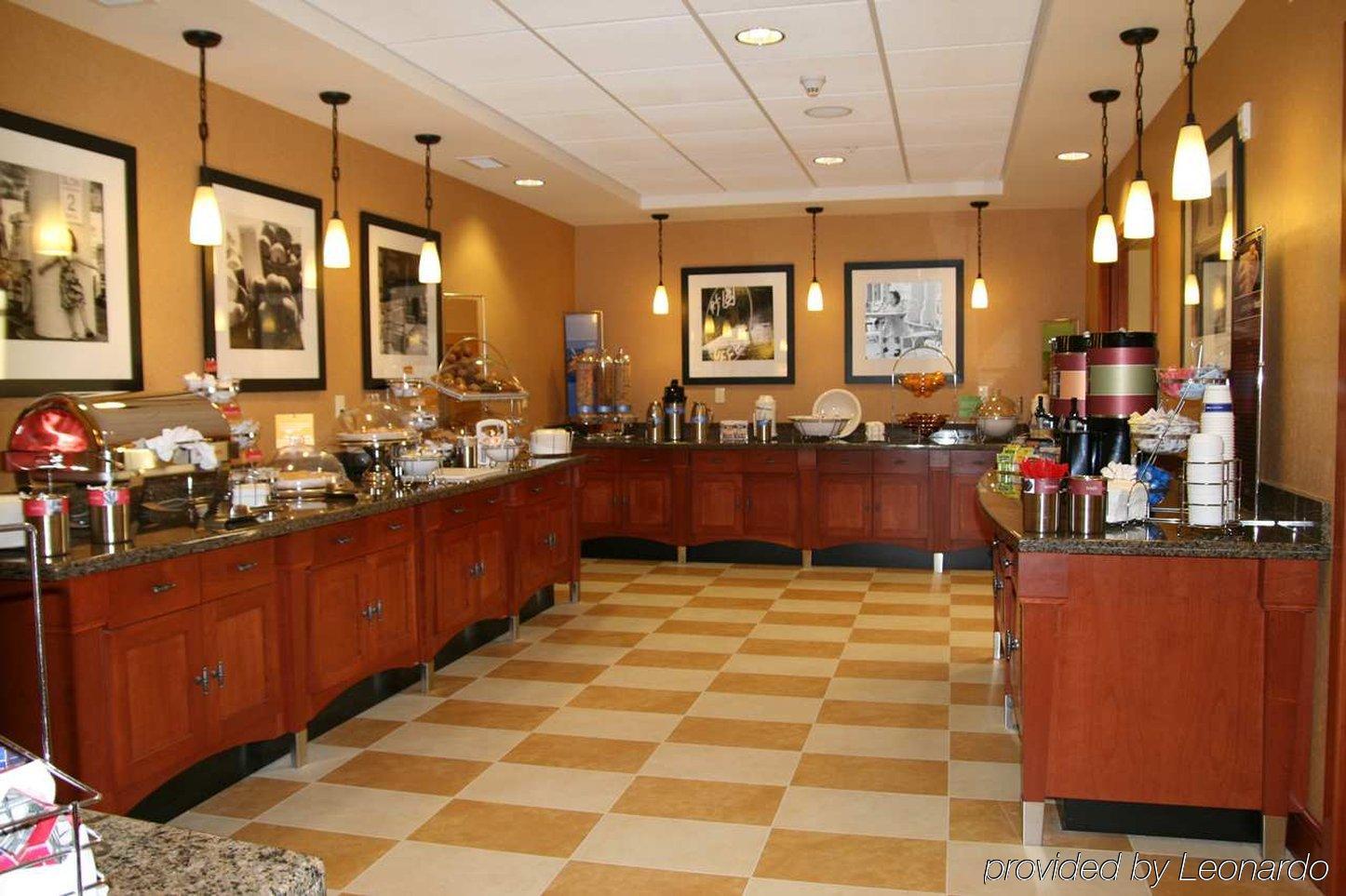 Hampton Inn Evanston Bagian luar foto